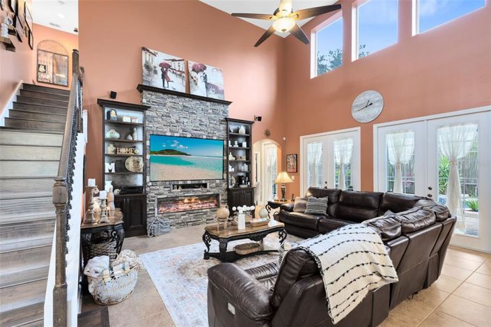 Image No.7-Propriété de 4 chambres à vendre à Orlando