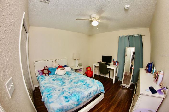 Image No.18-3 Bed Property for sale