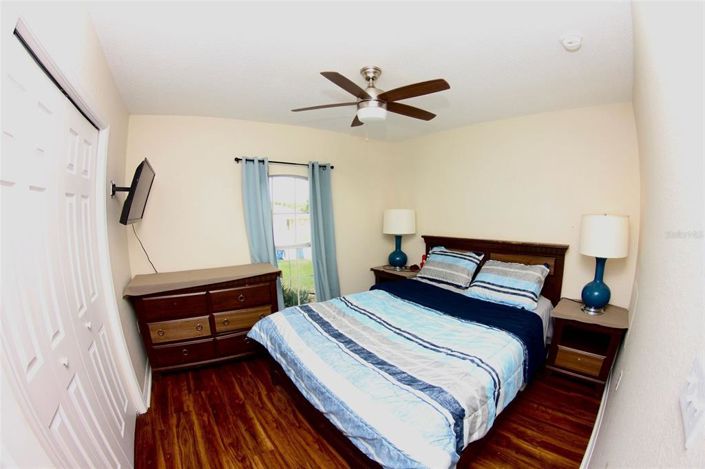 Image No.19-3 Bed Property for sale