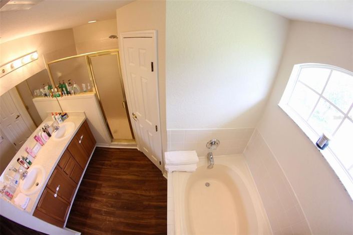 Image No.22-3 Bed Property for sale