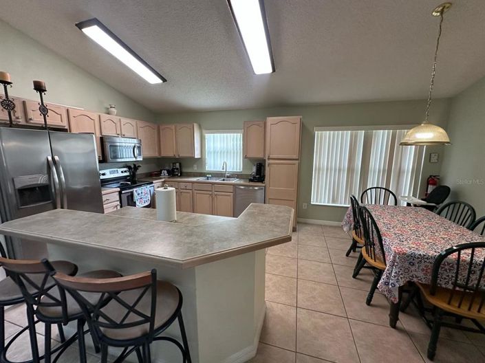 Image No.3-5 Bed Property for sale