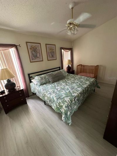 Image No.9-5 Bed Property for sale