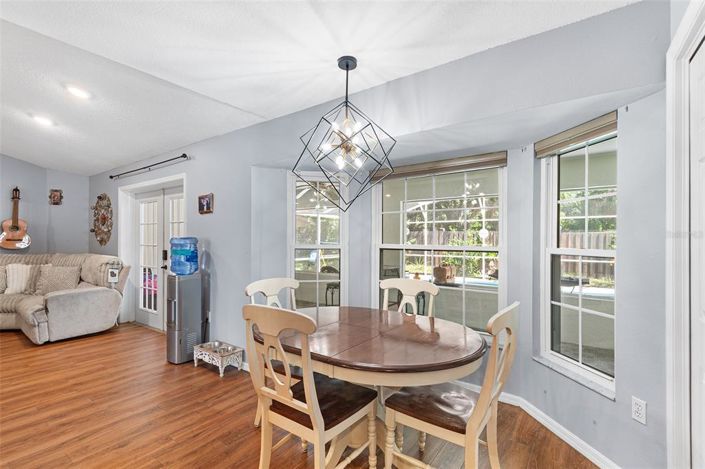 Image No.16-3 Bed Property for sale