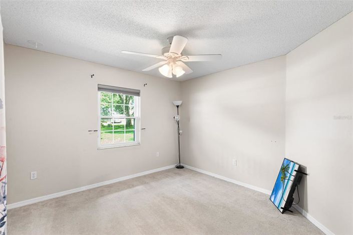 Image No.26-3 Bed Property for sale