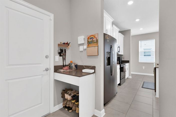 Image No.12-3 Bed Property for sale