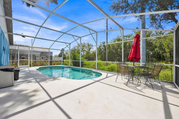 Image No.24-Propriété de 4 chambres à vendre à Davenport