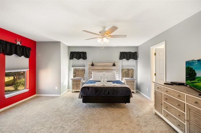 Image No.15-4 Bed Property for sale