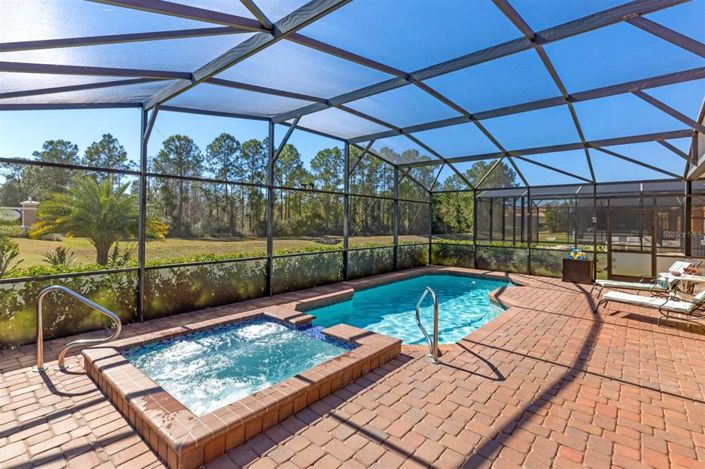 Image No.2-4 Bed Property for sale