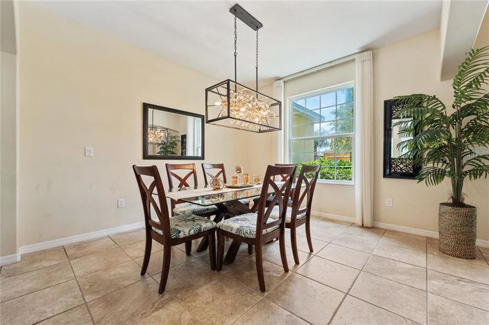 Image No.13-5 Bed Property for sale