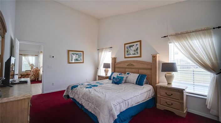 Image No.14-5 Bed Property for sale