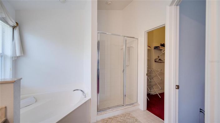 Image No.18-5 Bed Property for sale