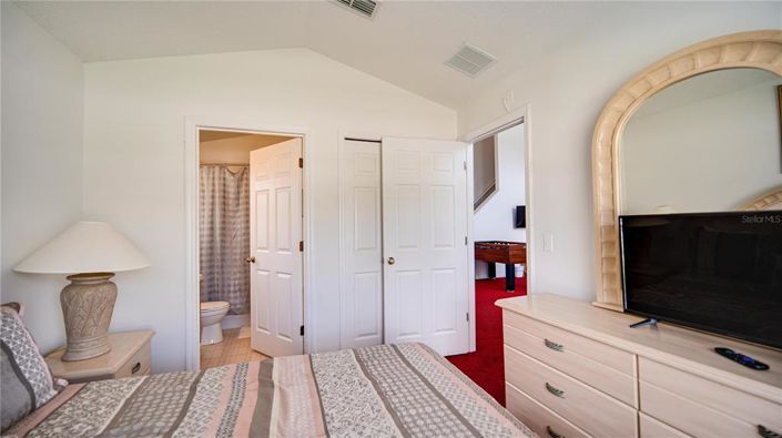 Image No.42-5 Bed Property for sale