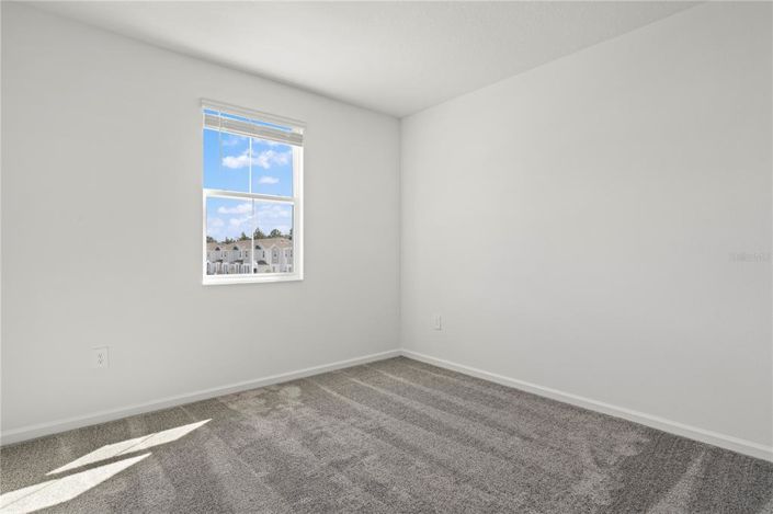 Image No.20-3 Bed Townhouse for sale