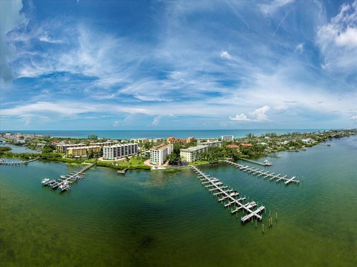 Image No.14-2 Bed Property for sale