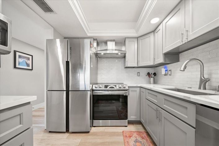 Image No.30-2 Bed Property for sale