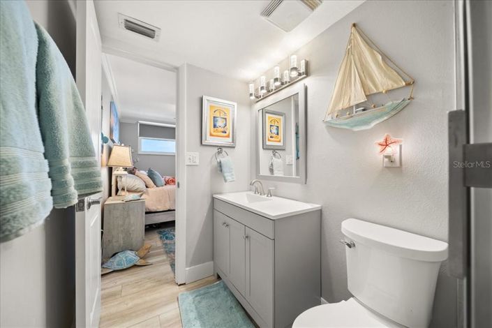 Image No.32-2 Bed Property for sale