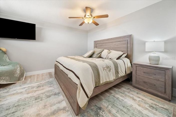 Image No.41-2 Bed Property for sale