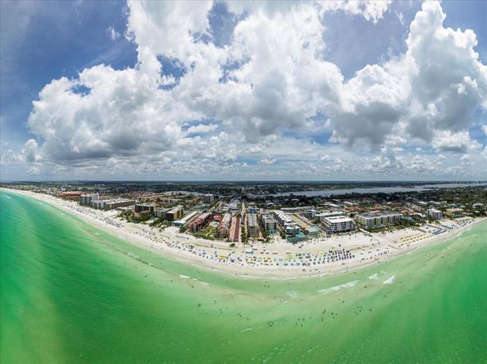 Image No.9-2 Bed Property for sale