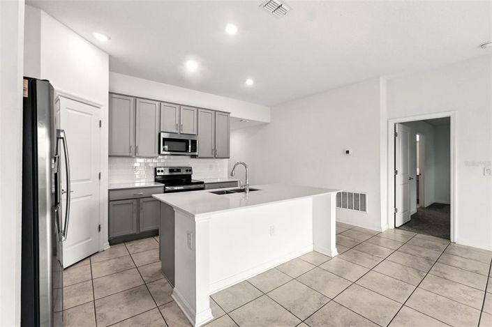 Image No.5-Propriété de 3 chambres à vendre à Kissimmee