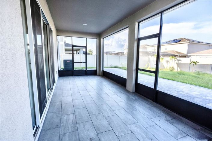 Image No.3-5 Bed Property for sale