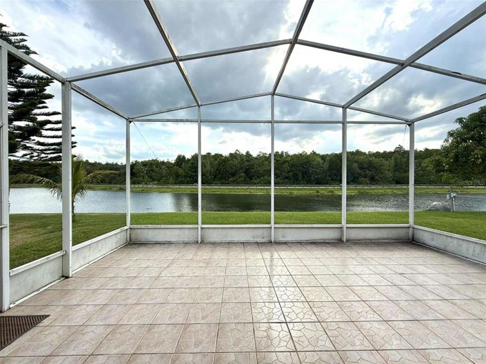 Image No.28-4 Bed Property for sale