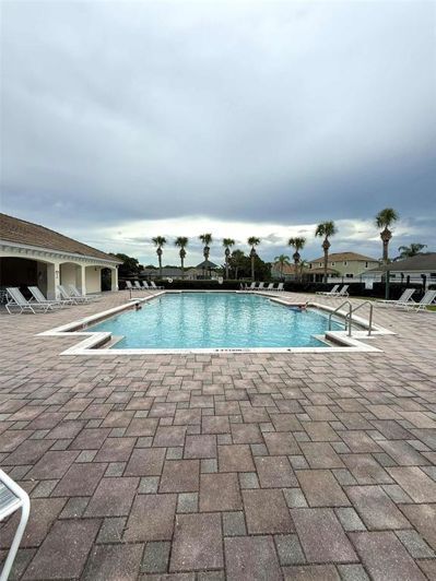 Image No.57-4 Bed Property for sale