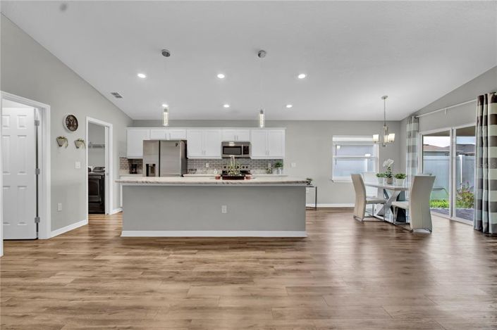 Image No.15-3 Bed Property for sale