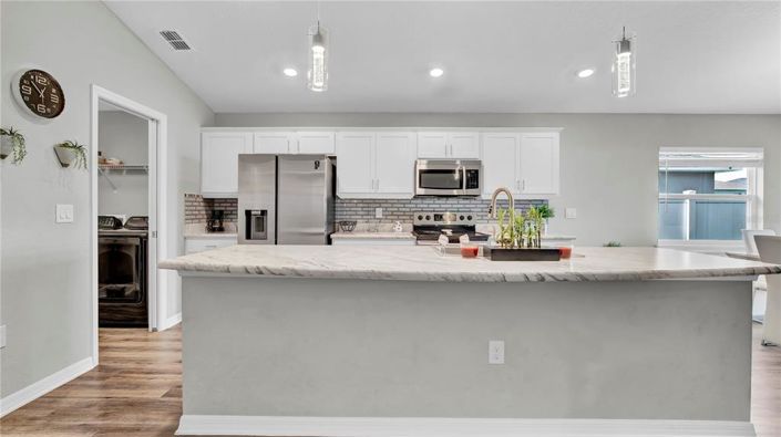 Image No.16-3 Bed Property for sale