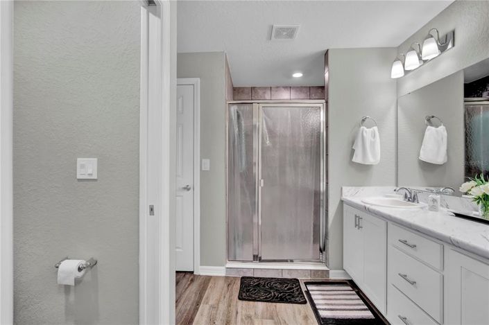 Image No.25-3 Bed Property for sale