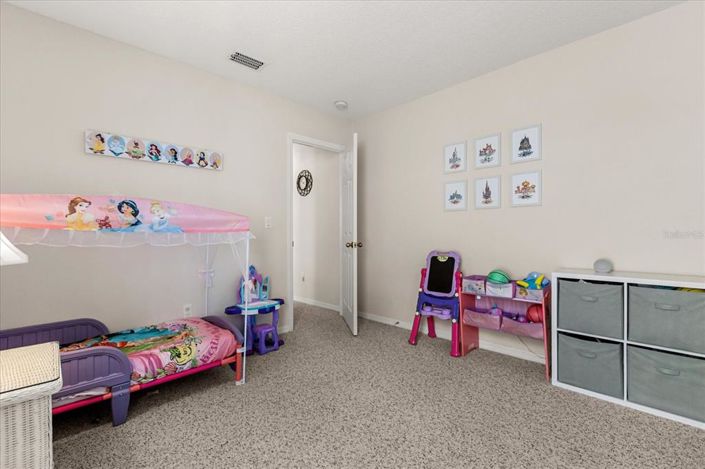 Image No.19-3 Bed Property for sale