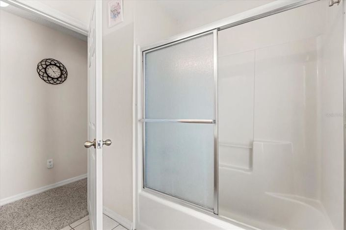 Image No.21-3 Bed Property for sale