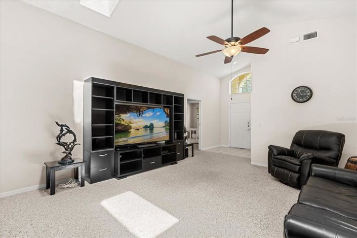 Image No.4-3 Bed Property for sale