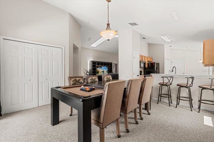 Image No.8-3 Bed Property for sale