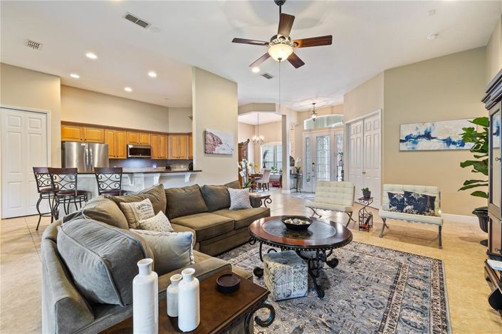 Image No.3-Propriété de 4 chambres à vendre à Kissimmee