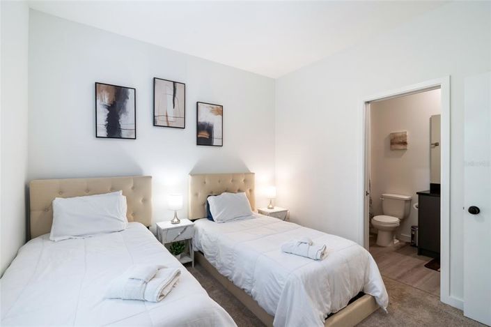 Image No.11-3 Bed Townhouse for sale