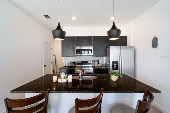 Image No.6-3 Bed Townhouse for sale