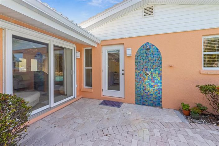 Image No.3-Propriété de 2 chambres à vendre à Holmes Beach