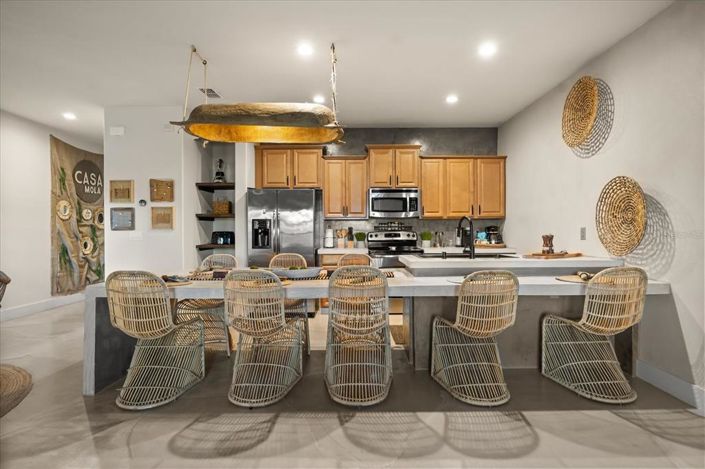 Image No.16-4 Bed Townhouse for sale