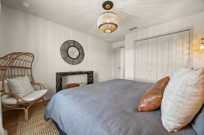 Image No.36-4 Bed Townhouse for sale