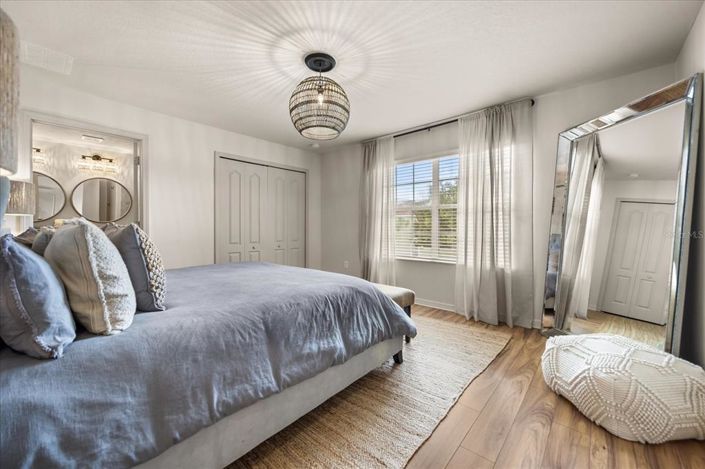 Image No.38-4 Bed Townhouse for sale