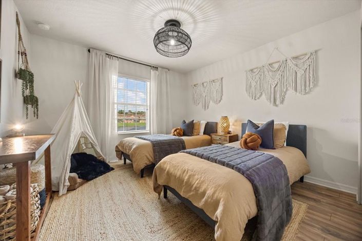 Image No.42-4 Bed Townhouse for sale