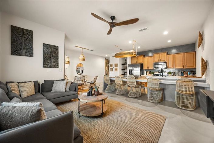 Image No.6-4 Bed Townhouse for sale