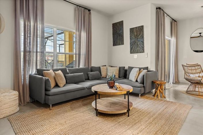 Image No.8-4 Bed Townhouse for sale