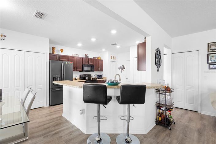 Image No.21-4 Bed Property for sale