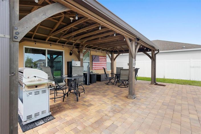 Image No.26-4 Bed Property for sale