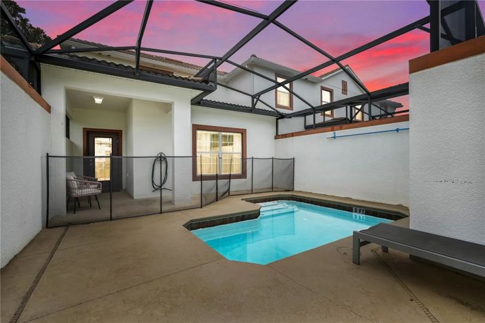 Image No.3-5 Bed Property for sale