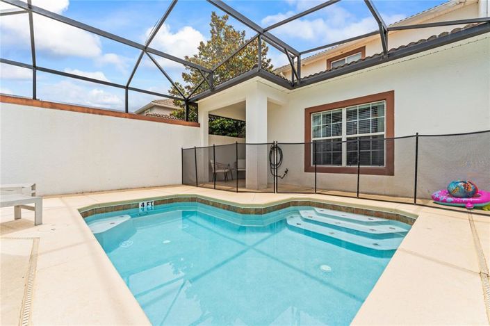 Image No.36-5 Bed Property for sale