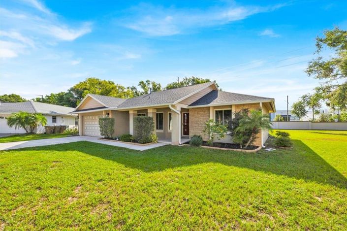 Image No.2-Propriété de 3 chambres à vendre à Kissimmee