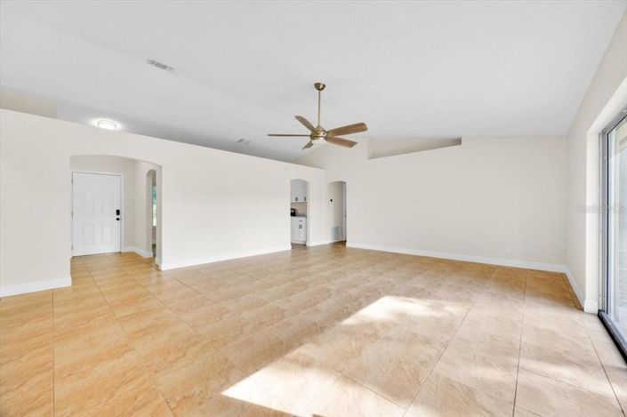 Image No.9-Propriété de 3 chambres à vendre à Kissimmee