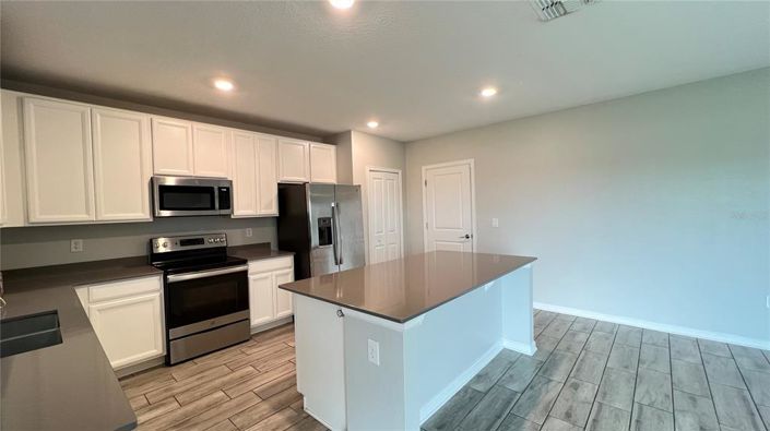 Image No.33-4 Bed Property for sale